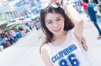 爱蜜社 – 黄歆苑带你体验：礼服私拍的乐趣，图包不止是一张图啊！