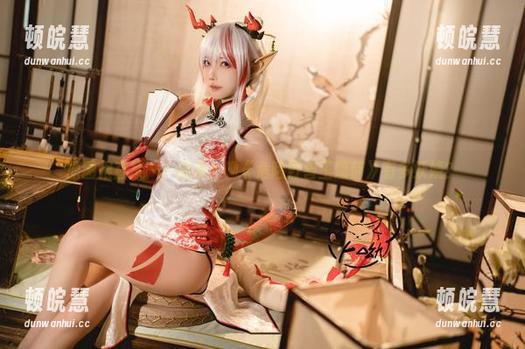 原图很直接——狐萝卜呦《危险野兽玉藻前》有多妖娆？