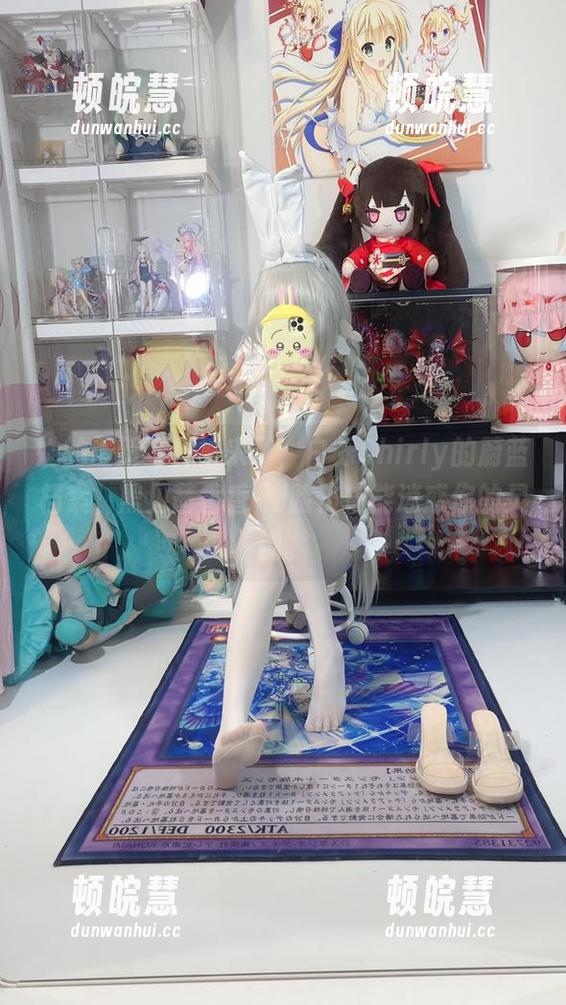 白栎Shirly 她的最新写真集来了,白栎Shirly的蔚蓝档案,黑见茜香香-侧脸仿佛能迷惑你的灵魂。