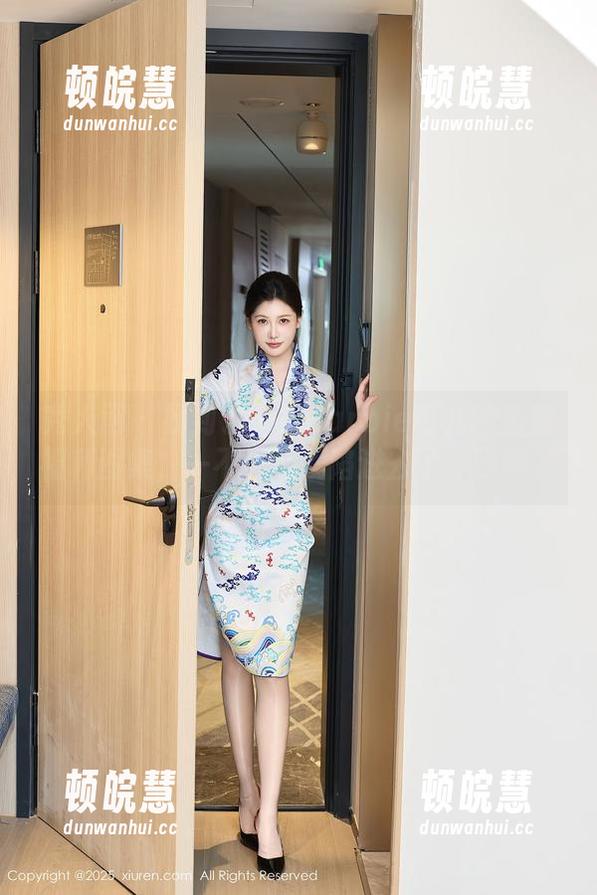 秀人网-Barbie可儿 秀人网 - 找到了一组Barbie可儿的美腿福利图集,一不小心就陷进去了,嘿嘿。