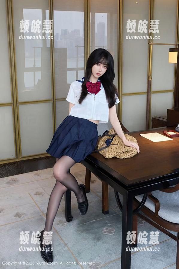 秀人网-Carol周妍希 秀人网 - 只想把Carol周妍希的清纯写真偷偷存进网盘,然后反复窝里欣赏,心思真是复杂。