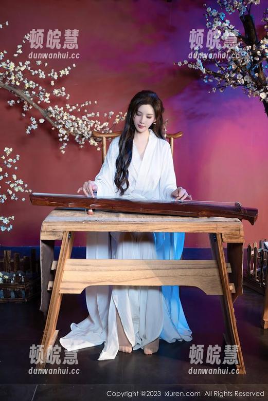 秀人网-安妮Tess 秀人网 - 安妮Tess整个人都被浴缸包围了,快把这画面下载到你的网盘里!