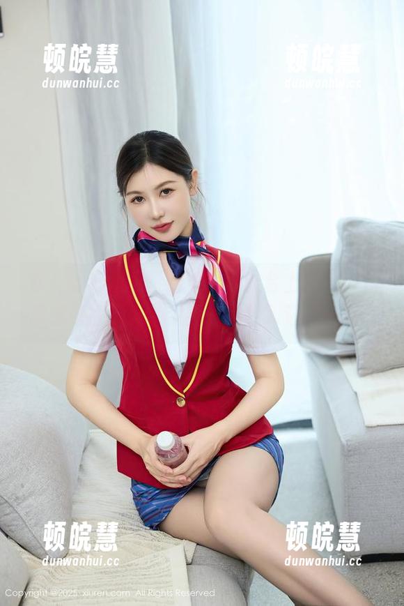 秀人网-清妙 秀人网 - 原图里的清妙,天台上的每个角度都值得咂摸,但我总是陷入选择困难...