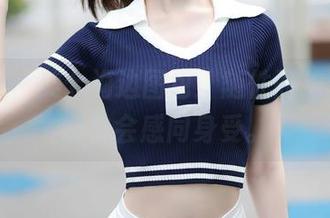 秀人网 – 美七海边图包：随性而拍，你可能也会感同身受。