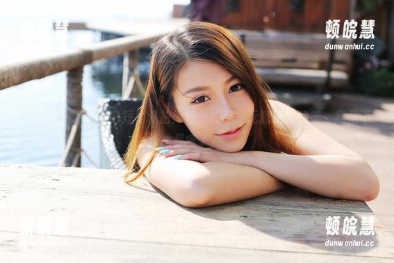 美媛馆-唐琪儿il 美媛馆 - 唐琪儿il短裙私拍:每一帧都是无意流露的美,我是不是疯了?