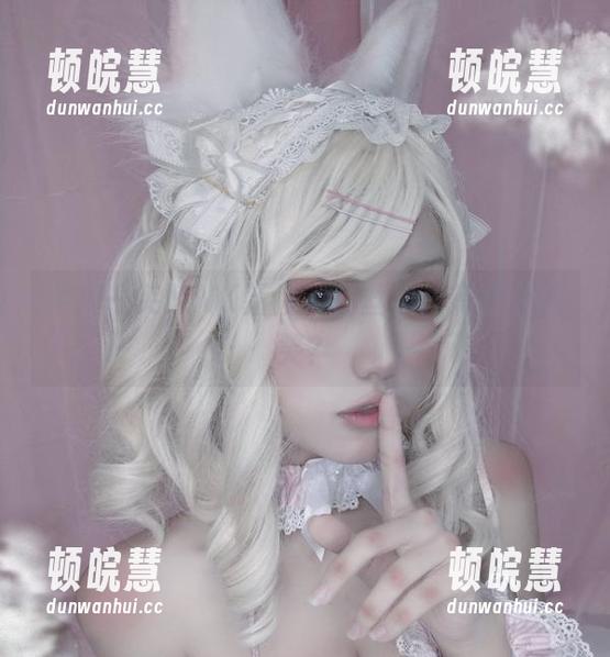 芊川一笑MNK 芊川一笑MNK新作,白丝照里有多少微笑?