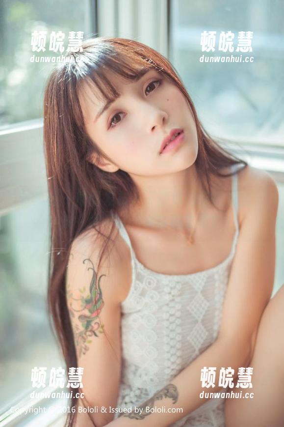 菠萝社-王语纯 菠萝社 - 原图发布:王语纯的厨娘造型,来一发特写,太带感了吧?