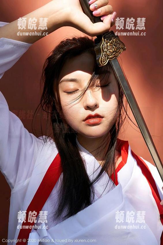 蜜桃社-结衣 蜜桃社 - 结衣美足合集,应该给这些小脚穿上皇冠才对!