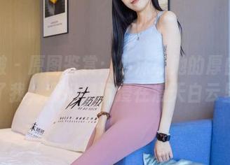 袜啵啵 – 原图鉴赏：小沫和她的厚白丝包围了我，我好像沉浸在漫天白云里。