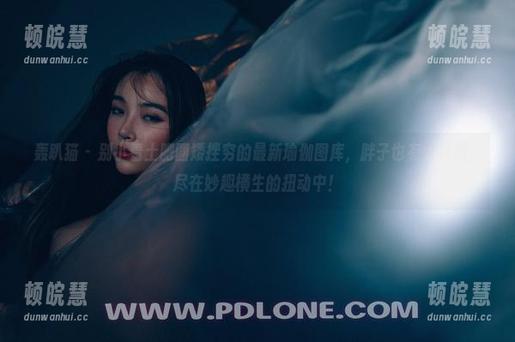 轰趴猫-土肥圆矮挫穷 轰趴猫 - 别小看土肥圆矮挫穷的最新瑜伽图库,胖子也有大智慧,尽在妙趣横生的扭动中!