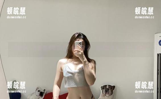 铁锤姐姐 微密圈 - 铁锤姐姐带你上网盘,快来下载这抹春光,过不过瘾?